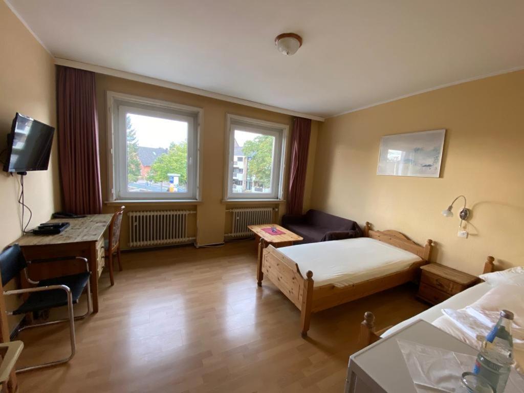 Taverna Hotel Roemerkrug Hannover Buitenkant foto